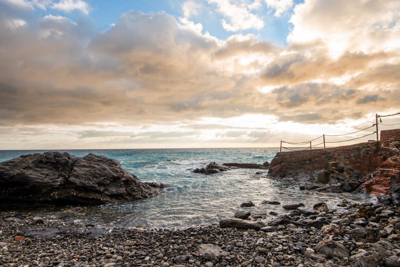 Appartamento Vicino Al Mare A Genova Nervi Luaran gambar